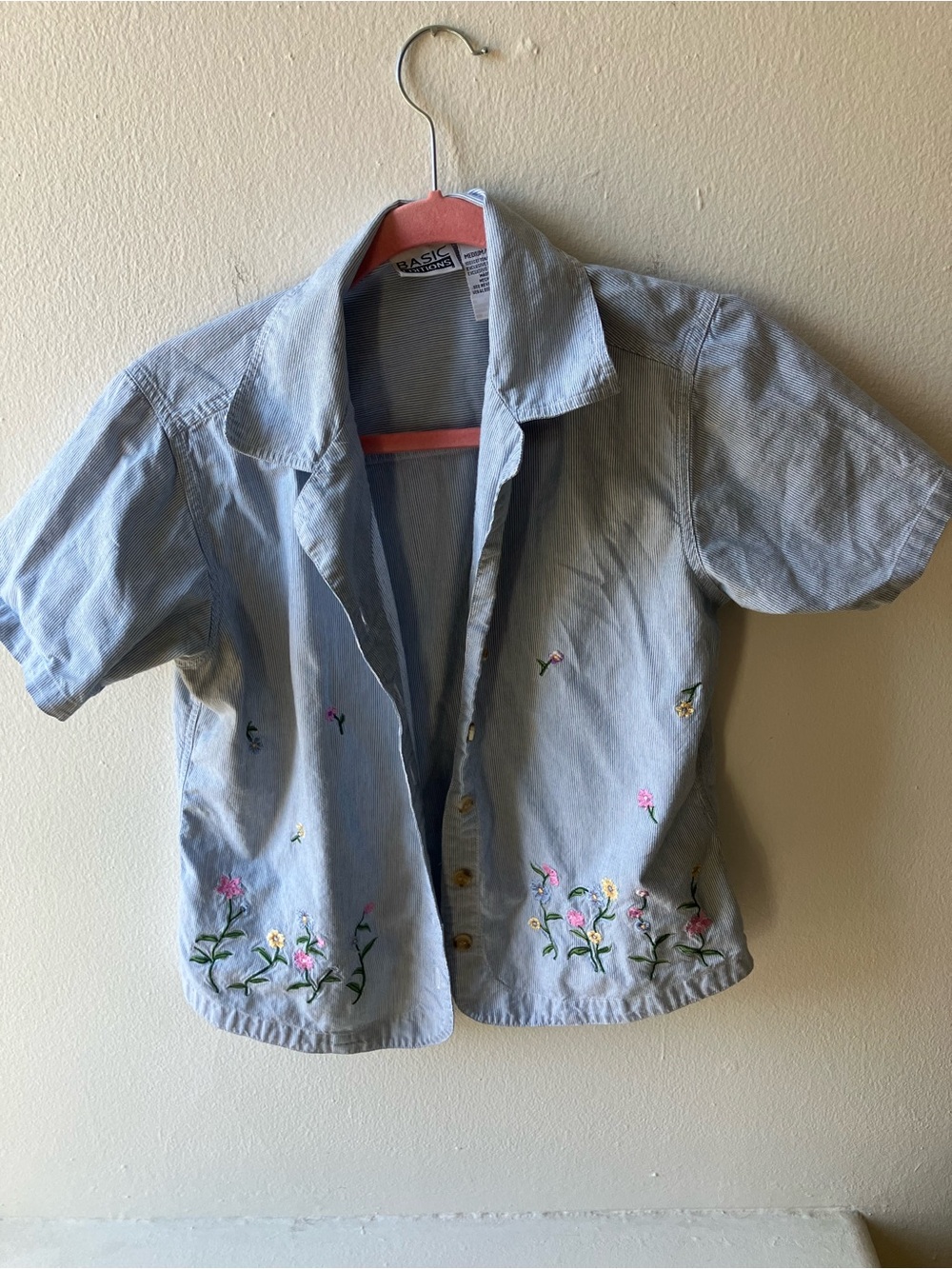 Basic Editions Light Blue Embroidered Short-Sleeve Button Up
